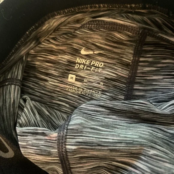 nike pros can fit medium and small :) - Picture 3 of 4